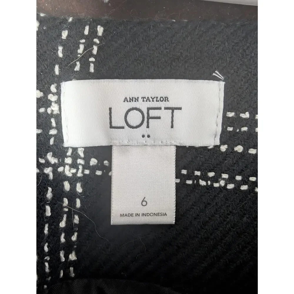 ANN TAYLOR LOFT! RICH BLACK & WHITE PLAID, WIDE WAISTBAND PENCIL STYLE SKIRT! 6 - Picture 2 of 10